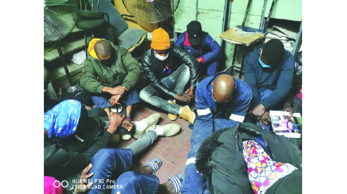 80 border jumpers arrested daily