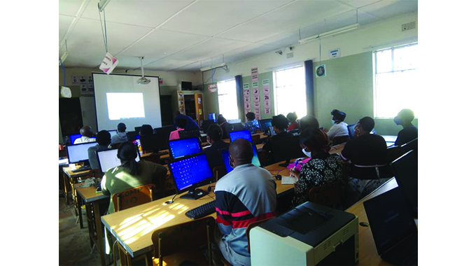 Mtshede Primary School gets online portal