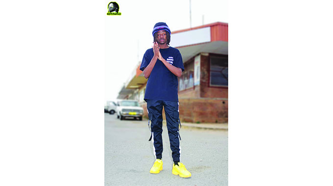 Rapper Oxzy releases Dollar for Two video