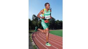 Long distance runners maintain dominance