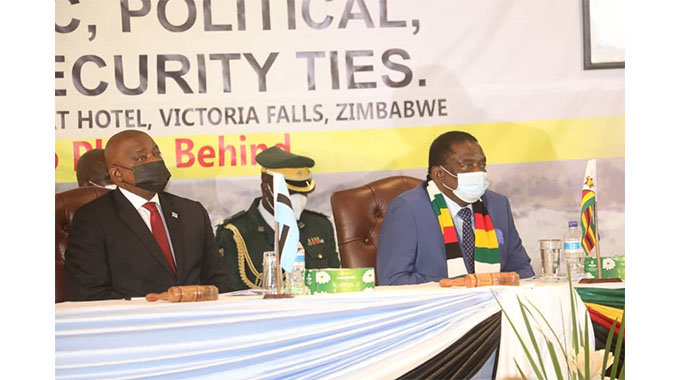 President Mnangagwa officially opens Zimbabwe-Botswana BNC