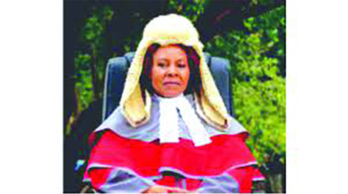 R2 million fraud-suspect out on bail