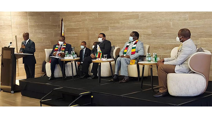 President Mnangagwa meets Diasporans in UAE