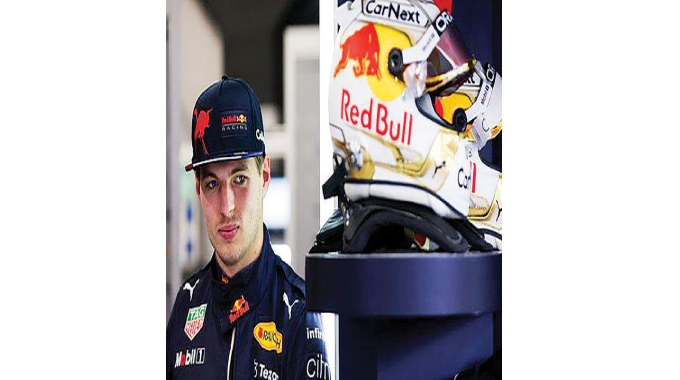 Max Verstappen to stay at Red Bull