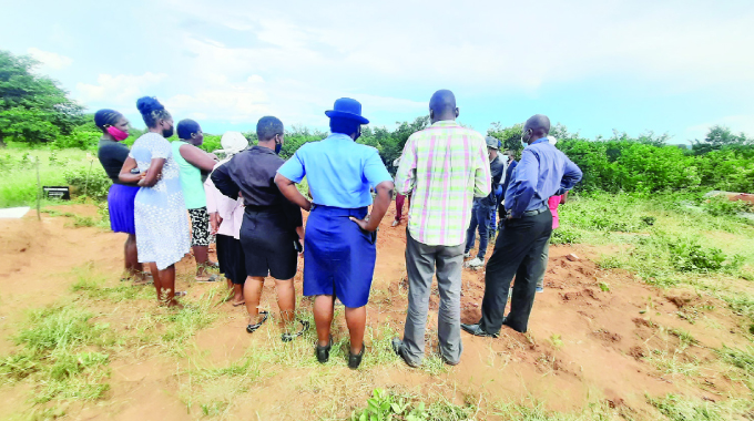 Victoria Falls grave tampered with