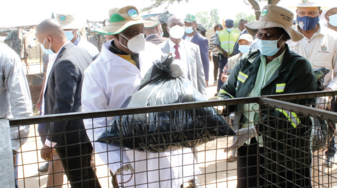 VP calls on youths to lead clean-ups