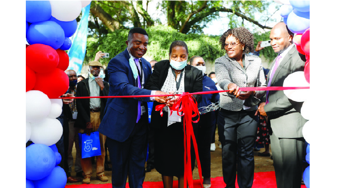 Econet launches 5G in Byo