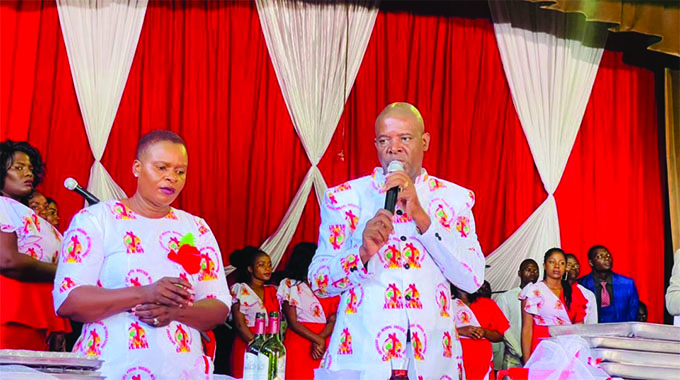 IN PICTURES: Abundant Life Easter Conference