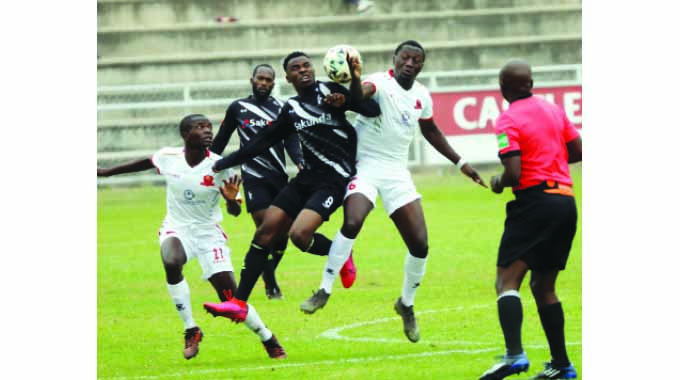 Bosso, Gamecocks share spoils
