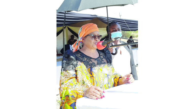 Ex- Malawi president spearheads Hwange development project