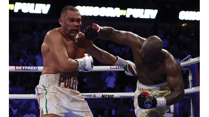 Chisora beats old foe Pulev on a split decision