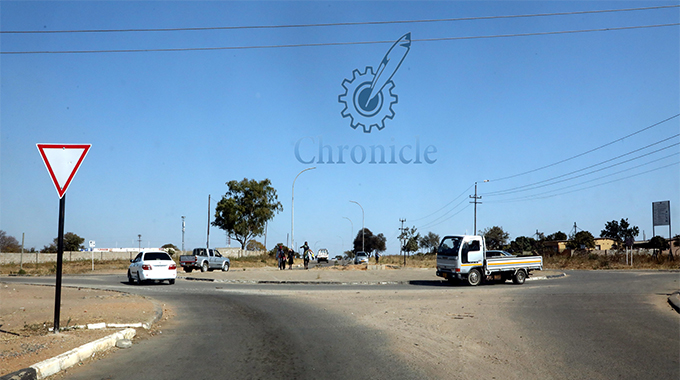 Robot, intersection robbers terrorise female motorists