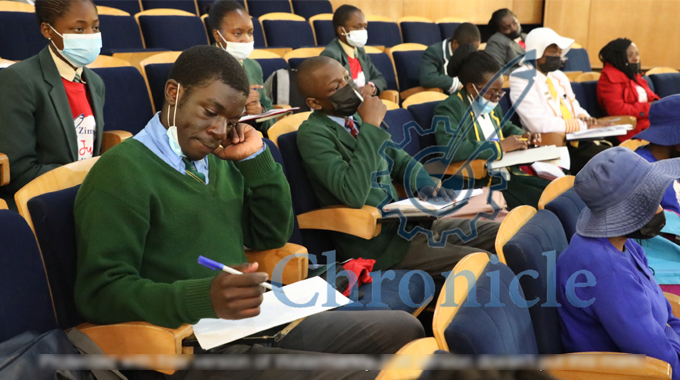 WATCH: Zimpapers builds future journalists