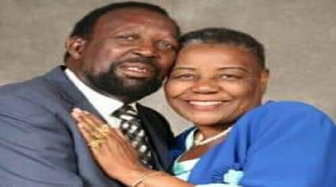 Zex Manatsa’s wife dies