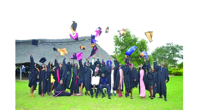Sizinda man offers free life skill courses
