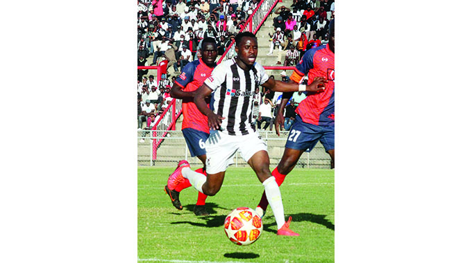 Mhindirira blow for Highlanders