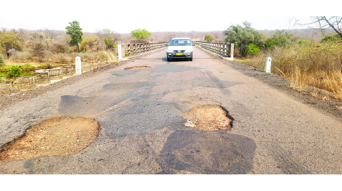 Victoria Falls damaged roads affect tourism