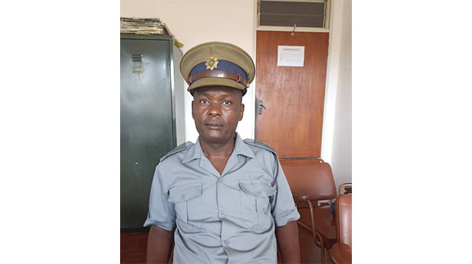 Man kills wife over R300, secretly buries body