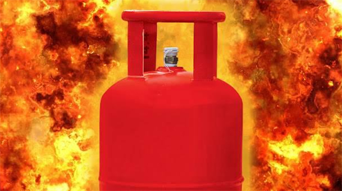 BOY (3) DIES 4 INJURED IN GAS EXPLOSION: Man tries to fix gas leak near open fire…