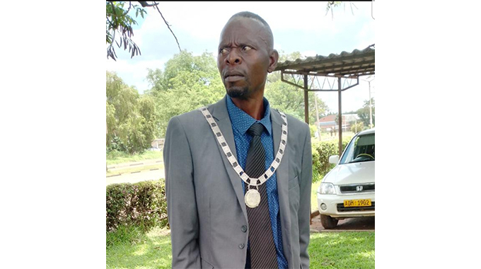 Kwekwe Deputy Mayor, two councillors recalled