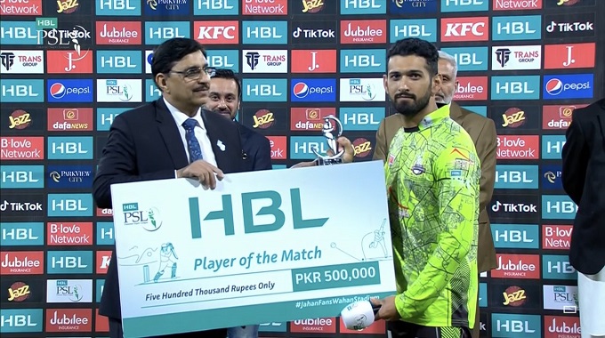 Raza stars as Qalandars maintain top spot in Pakistan Super League