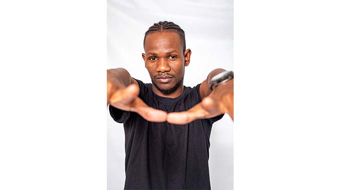 Rapper Lamas Ellz collabos Sandra Ndebele, Mzoe 7