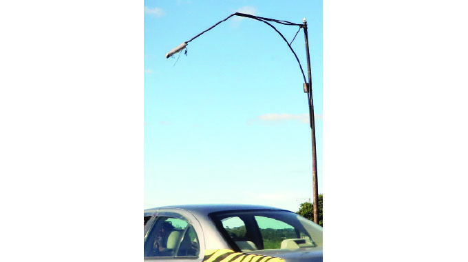 70 percent of Bulawayo’s 11 000 street lights not working
