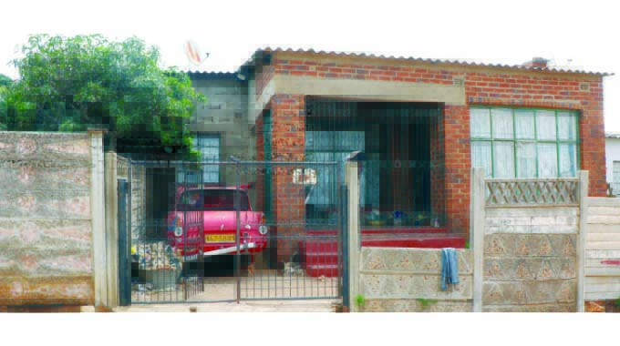 9 arrested in raid on Bulawayo drug den
