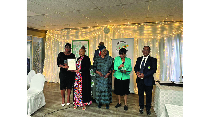 Chronicle Senior Reporter scoops NAC award