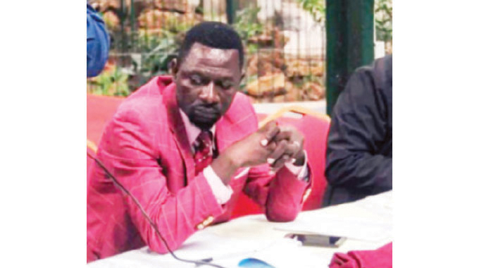 Chipfumbu removed from Zimura board