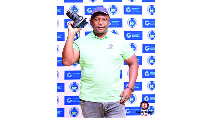 ‘Journey to professional photography is not easy’