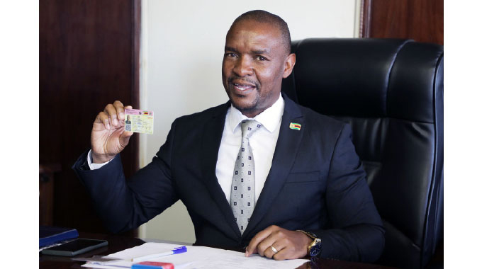 Metal disc driver’s licences to be phased out