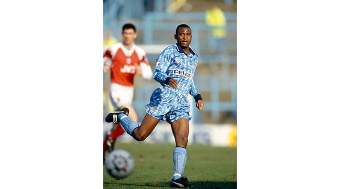 Lucas Radebe admits he loves Peter Ndlovu