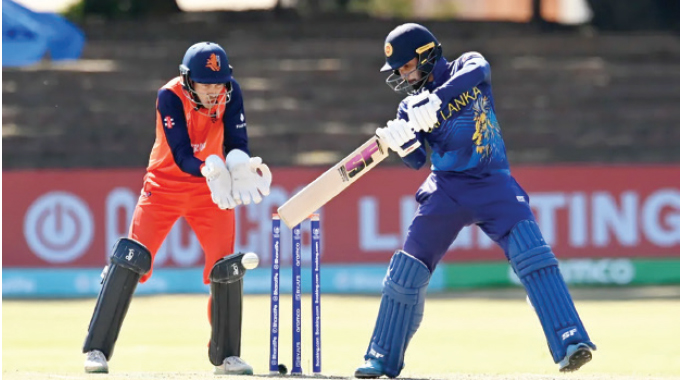 Sri Lanka roars to the top