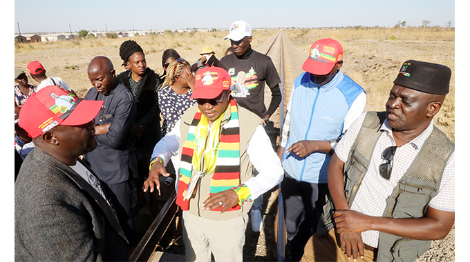 Professor Mthuli partners NRZ to create railway level crossing