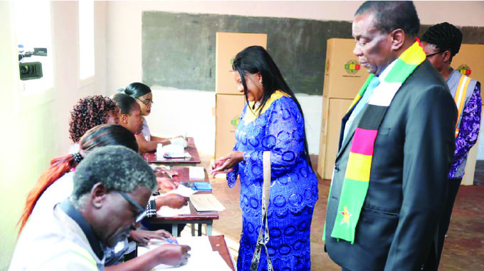 Presidential candidates hail peaceful polls