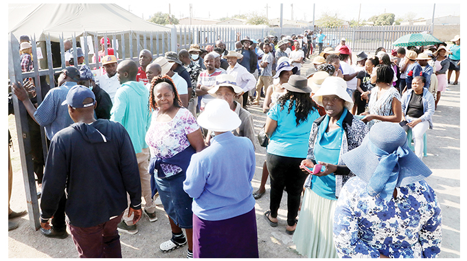 Zimbabwe critics eat humble pie as voting proceeded peacefully