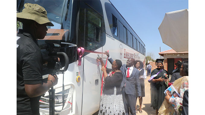 Amhlophe High School celebrates double milestone with new school bus and awards