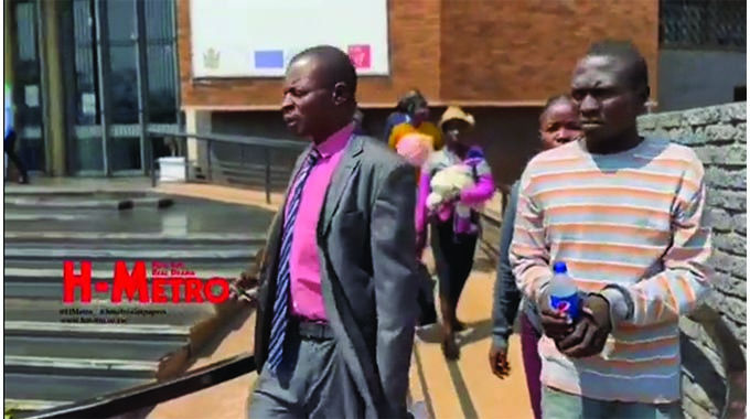 Zim “Jack the Ripper” disembowels, kills 8