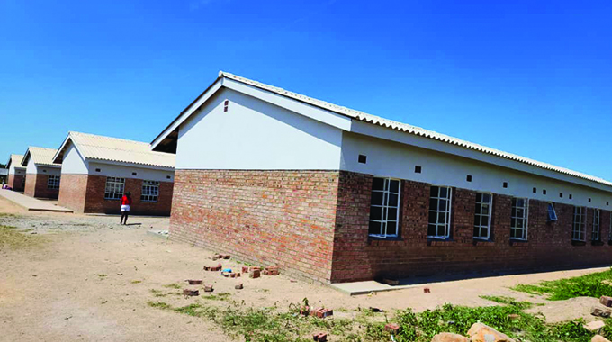 Vulindlela Primary School in Bulawayo completes construction, enrolls 1 200 pupils