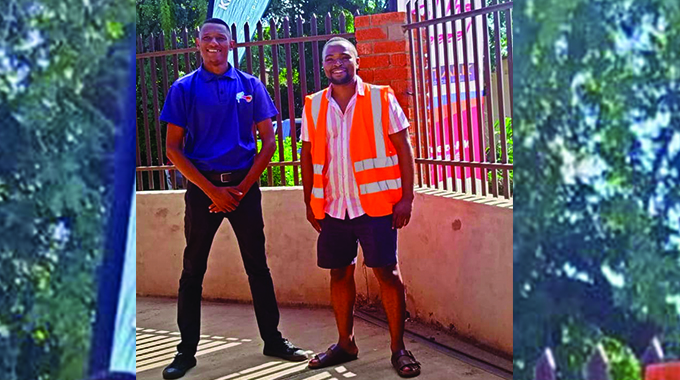 Pristine Victoria Falls Society and Breeze FM partner to promote environmental cleanliness