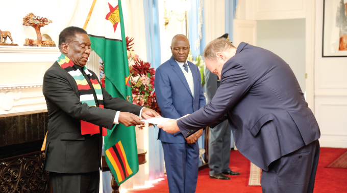 President appoints 11 new judges
