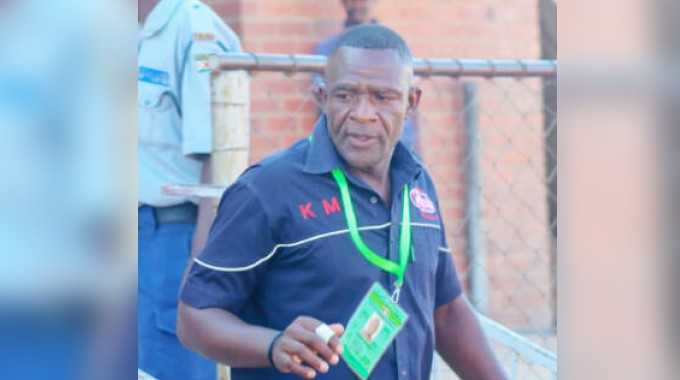 Mhandire quits Arenel