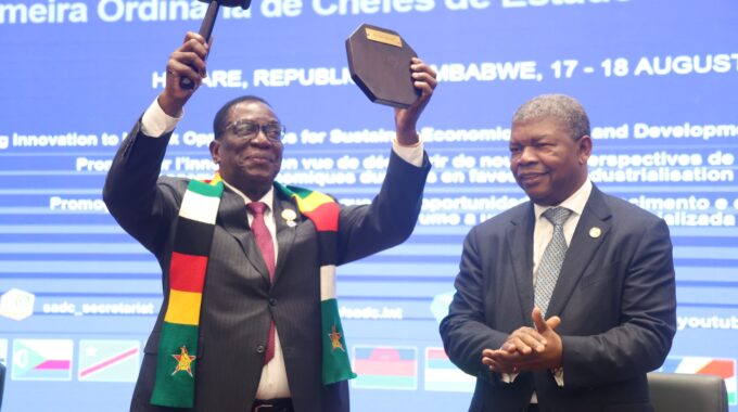 Nees shuts out agents