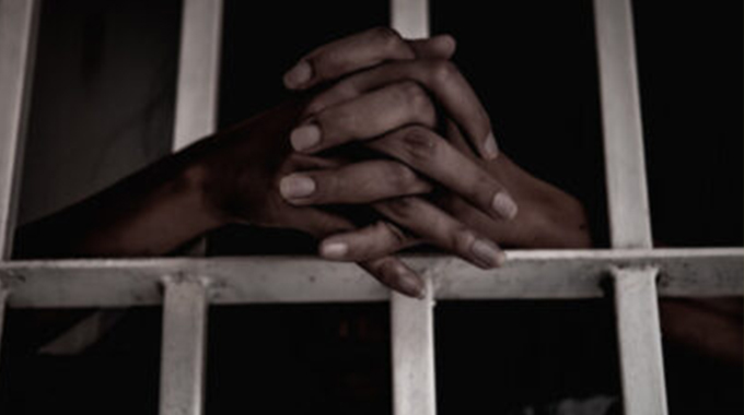MAN STABS GIRLFRIEND MANY TIMES ON NECK: Court issues life sentence for cold bloodied killing