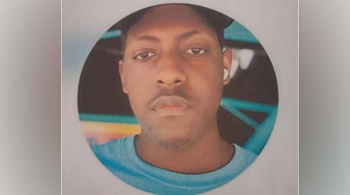 Manager on the run after over US$35k heist