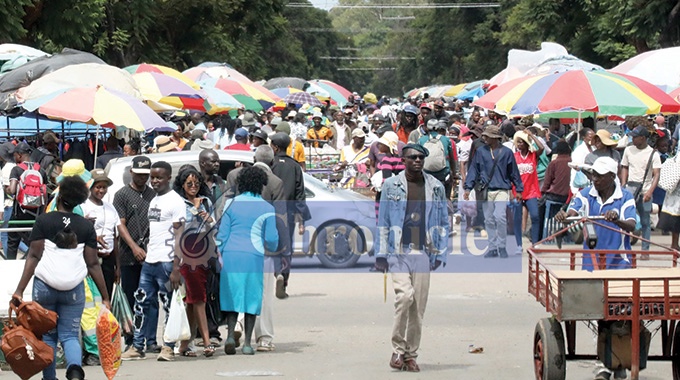 Zimbabwe army issues warning over social media comments and abuse of military uniform